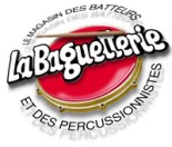 Le magasin des batteurs des percussionniste et d’instruments de musique 